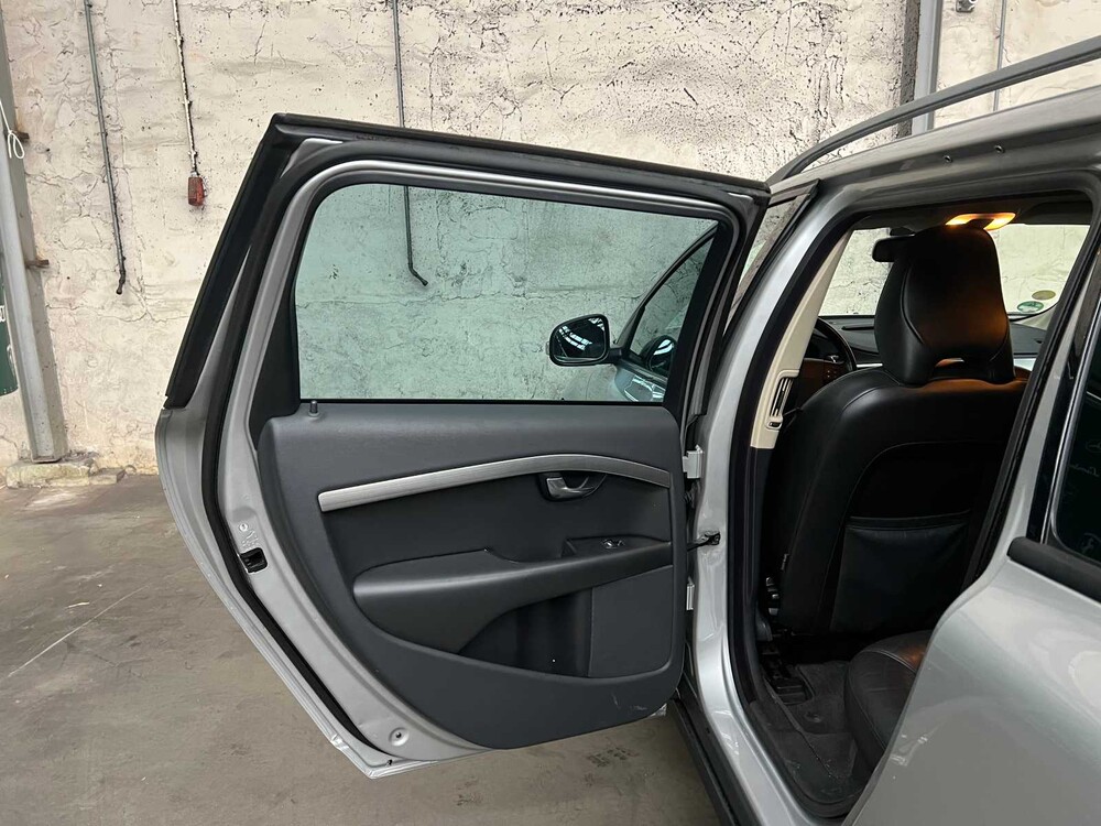 Volvo V70 2.0 Kinetic 145pk 2008, 10-GJK-4