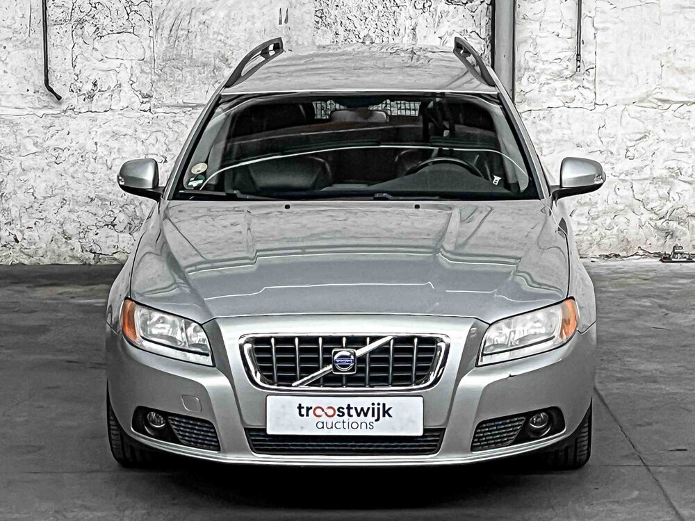 Volvo V70 2.0 Kinetic 145pk 2008, 10-GJK-4