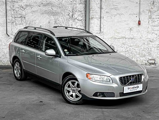 Volvo V70 2.0 Kinetic 145hp 2008, 10-GJK-4