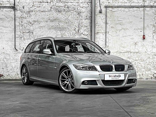 BMW 3 Series Touring 318i Corp.L.Lux Line 136hp 2012, 15-TDL-2