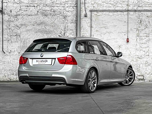 BMW 3 Series Touring 318i Corp.L.Lux Line 136hp 2012, 15-TDL-2