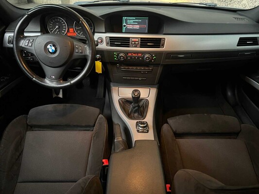 BMW 3 Series Touring 318i Corp.L.Lux Line 136hp 2012, 15-TDL-2