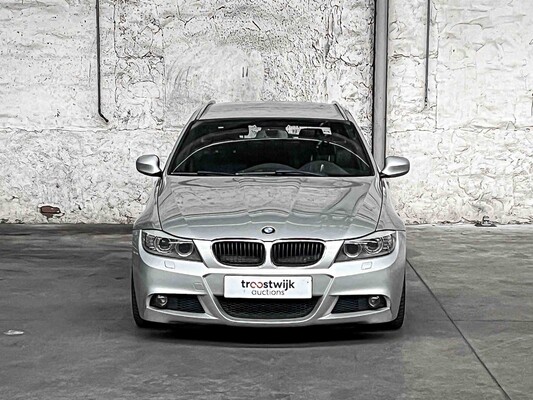 BMW 3 Series Touring 318i Corp.L.Lux Line 136hp 2012, 15-TDL-2