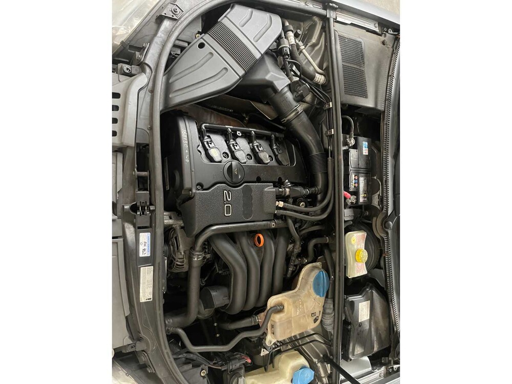 Audi A4 Limousine 2.0 Pro Line 131hp 2006, 27-SX-NN