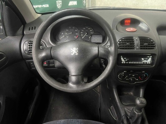 Peugeot 206 1.4 XT 75hp 2001, 07-GJ-XX