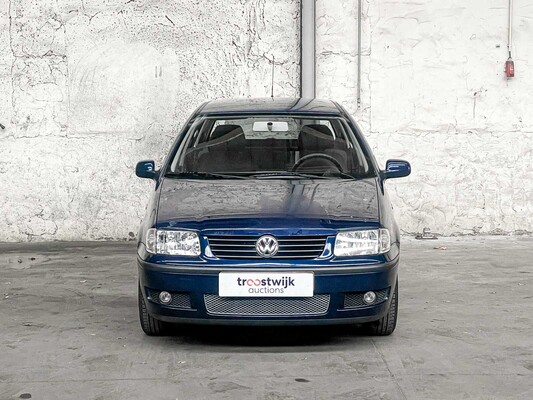 Volkswagen Polo 1.4 Comfortline 60hp 2000, 96-FZ-GL