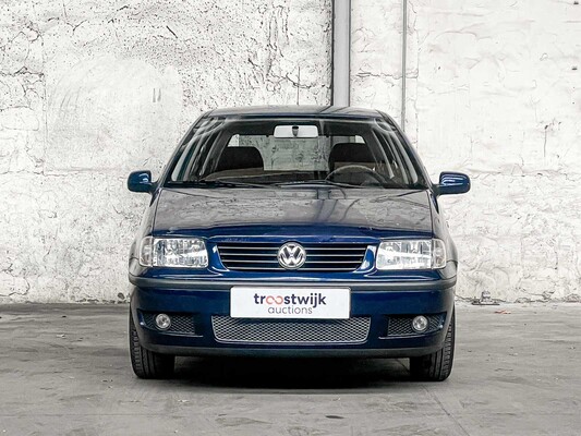 Volkswagen Polo 1.4 Comfortline 60hp 2000, 96-FZ-GL