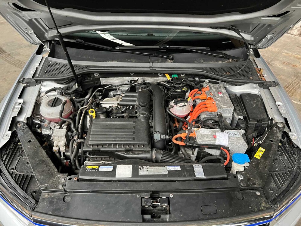 Volkswagen Passat 1.4 TSI GTE Highline 156hp 2016 (Original-NL), ND-240-P