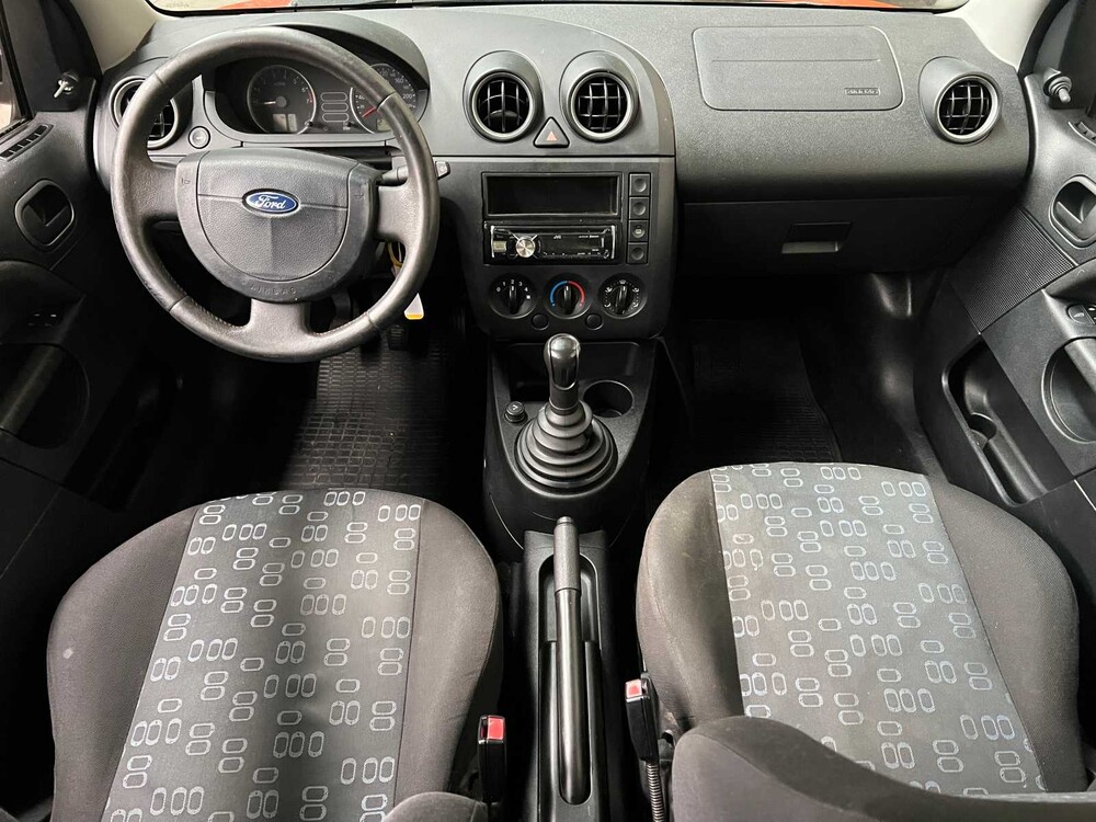 Ford Fiesta 1.25-16V Ambiente 69hp 2003, 28-NJ-RG