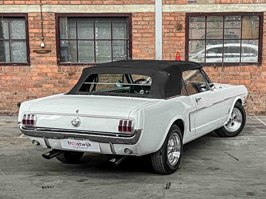 Ford Mustang Convertible 4.7 V8 1965