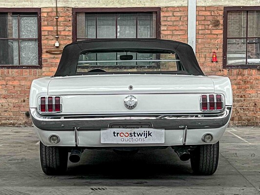 Ford Mustang Convertible 4.7 V8 1965