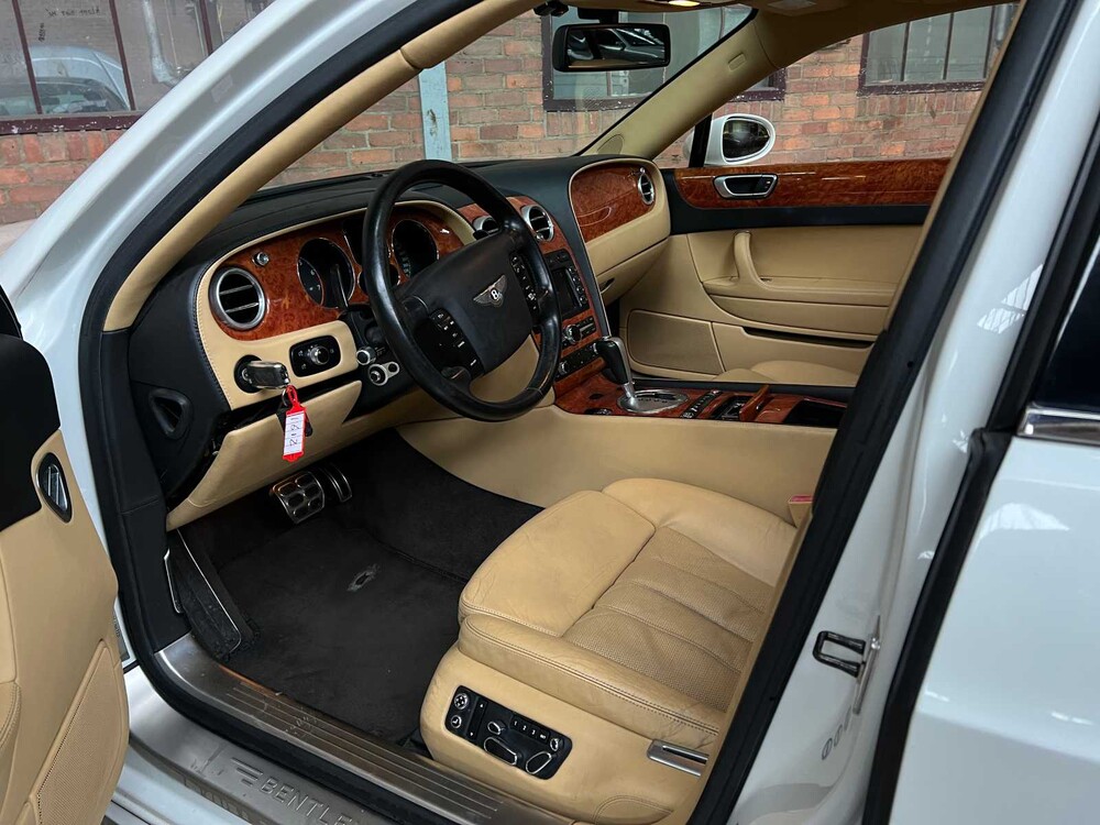 Bentley Continental Flying Spur 6.0 W12 525hp 2005 Youngtimer 