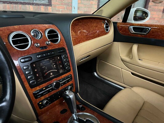 Bentley Continental Flying Spur 6.0 W12 525pk 2005 Youngtimer 