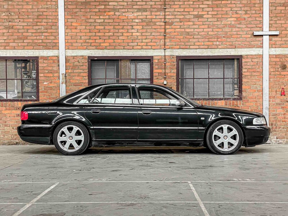 Audi S8 4.2 V8 360hp 2000, 72-FV-VP
