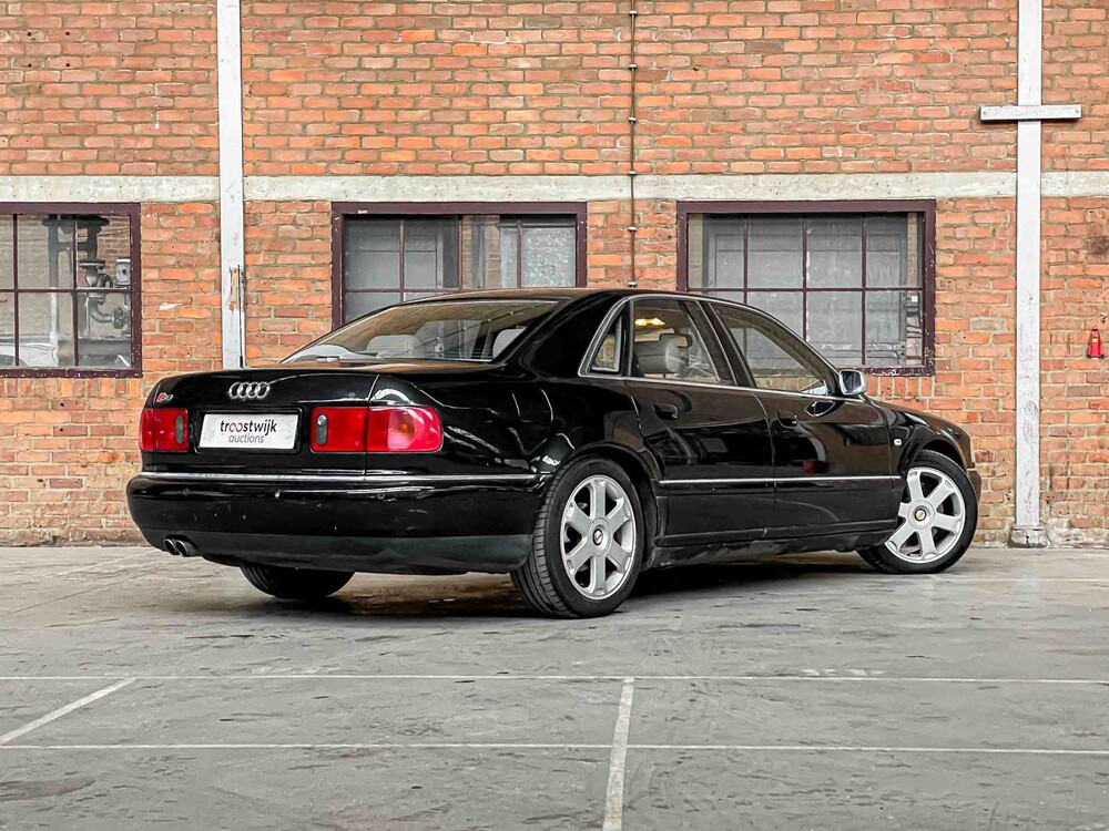 Audi S8 4.2 V8 360hp 2000, 72-FV-VP