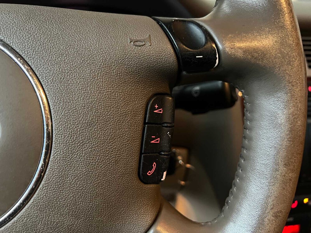 Audi S8 4.2 V8 360hp 2000, 72-FV-VP