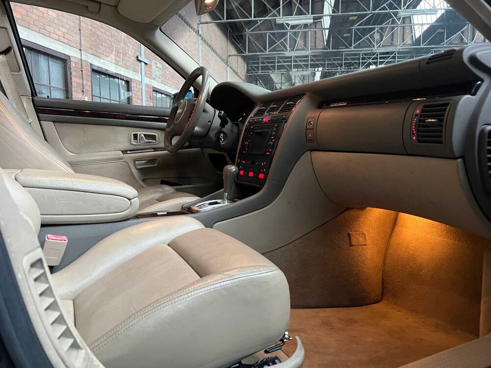 Audi S8 4.2 V8 360hp 2000, 72-FV-VP