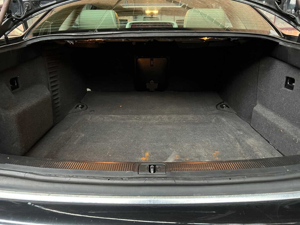 Audi S8 4.2 V8 360hp 2000, 72-FV-VP