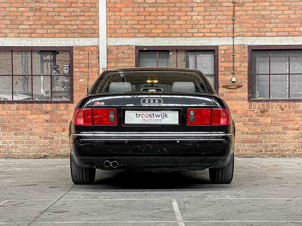 Audi S8 4.2 V8 360hp 2000, 72-FV-VP