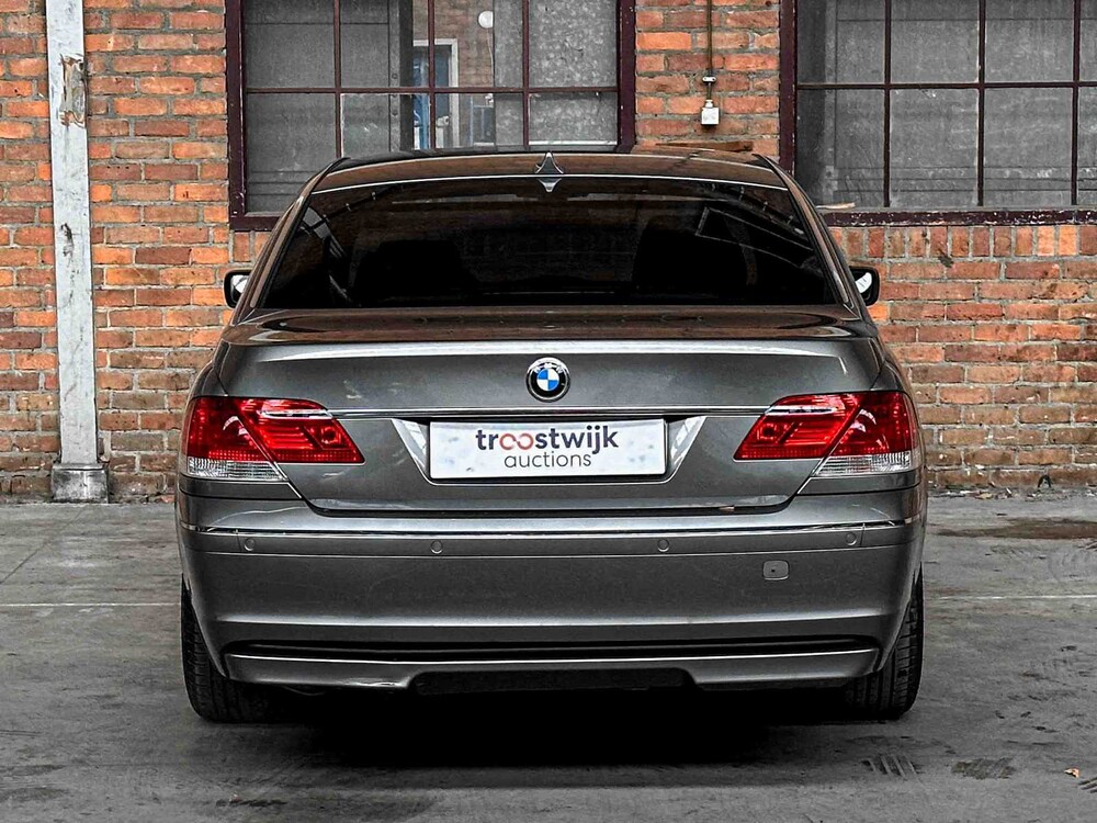 BMW 750Li High Executive 367hp 2005 (Original-NL) 7-series, 22-RJ-DB