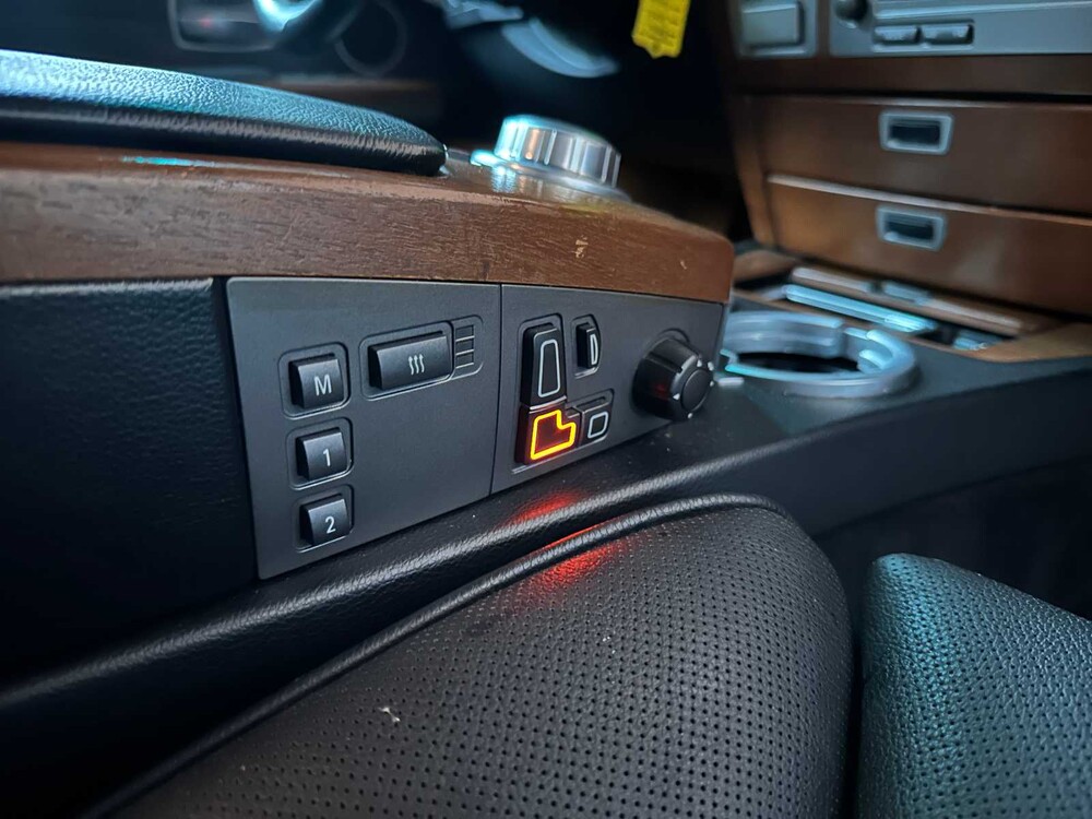 BMW 750Li High Executive 367hp 2005 (Original-NL) 7-series, 22-RJ-DB