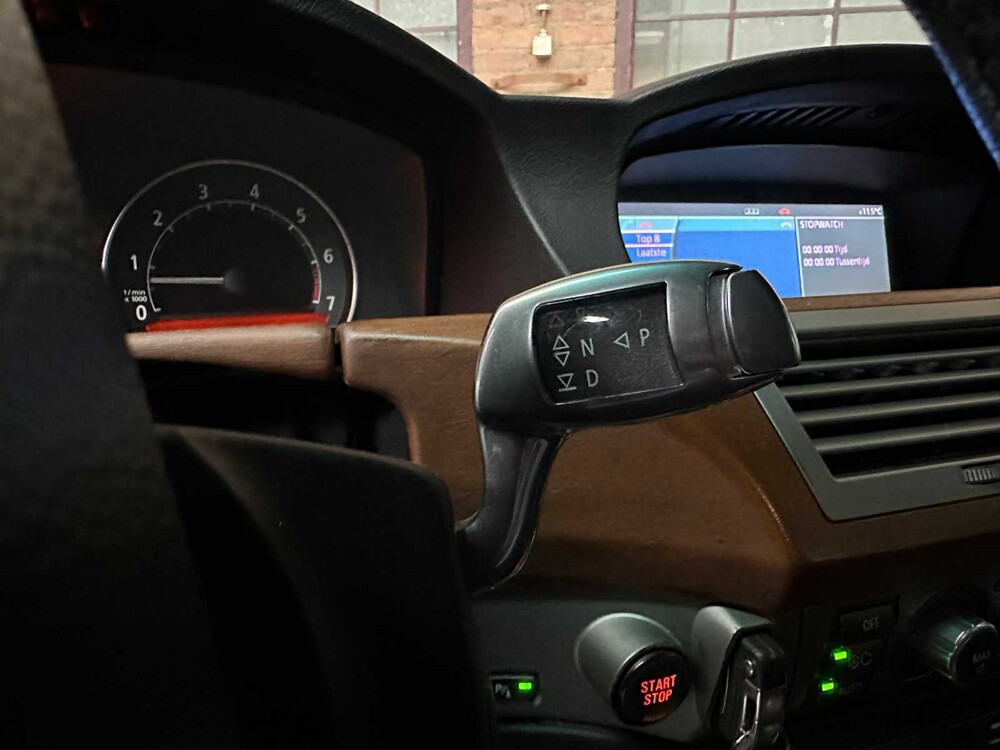 BMW 750Li High Executive 367hp 2005 (Original-NL) 7-series, 22-RJ-DB