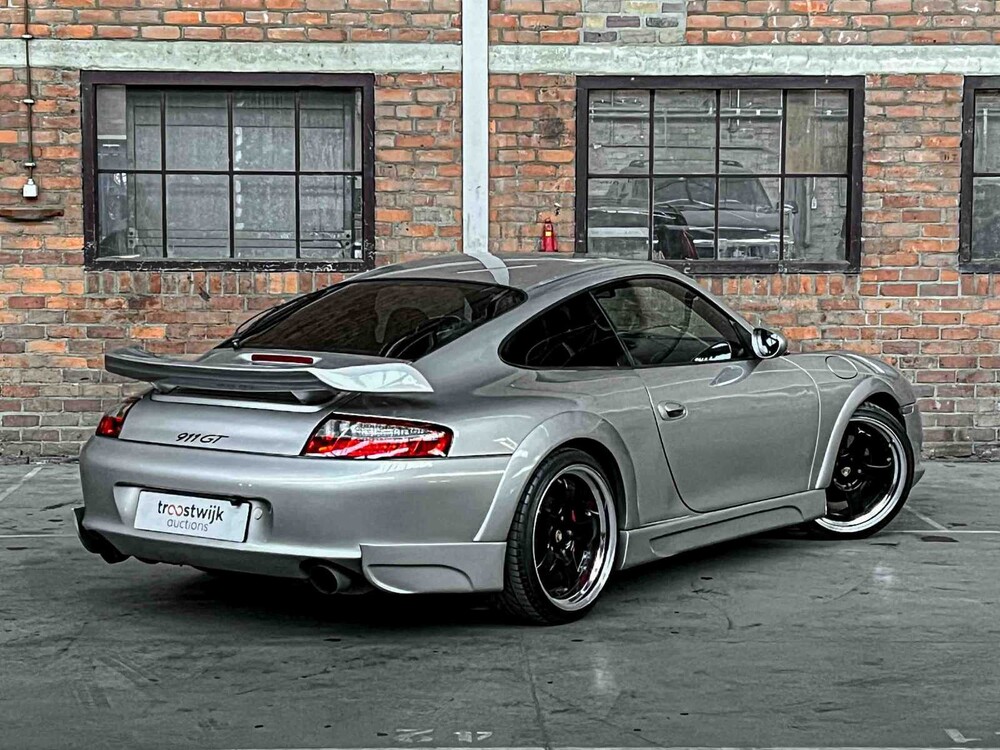 Porsche 911 996 Carrera 3.6 320hp 2002 Youngtimer