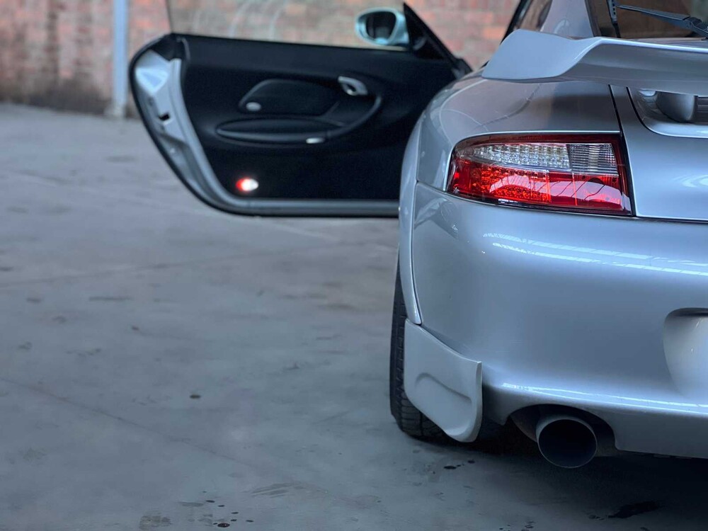 Porsche 911 996 Carrera 3.6 320hp 2002 Youngtimer