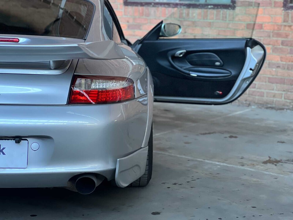 Porsche 911 996 Carrera 3.6 320hp 2002 Youngtimer