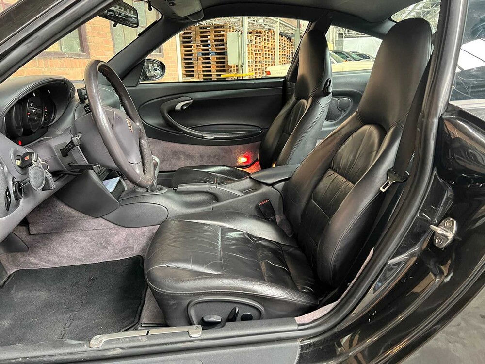 Porsche 911 3.4 carrera coupe 300hp 1998 (Original-NL), TD-JZ-51