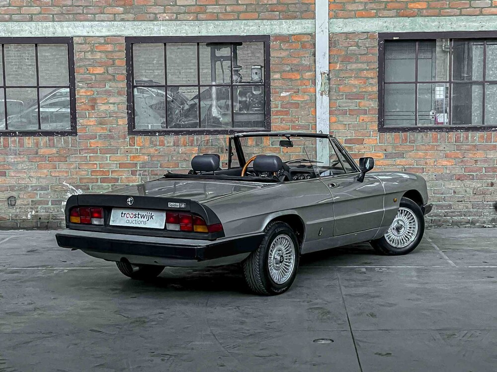 Alfa Romeo Spider 1.6 107hp 1983, GL-HV-75