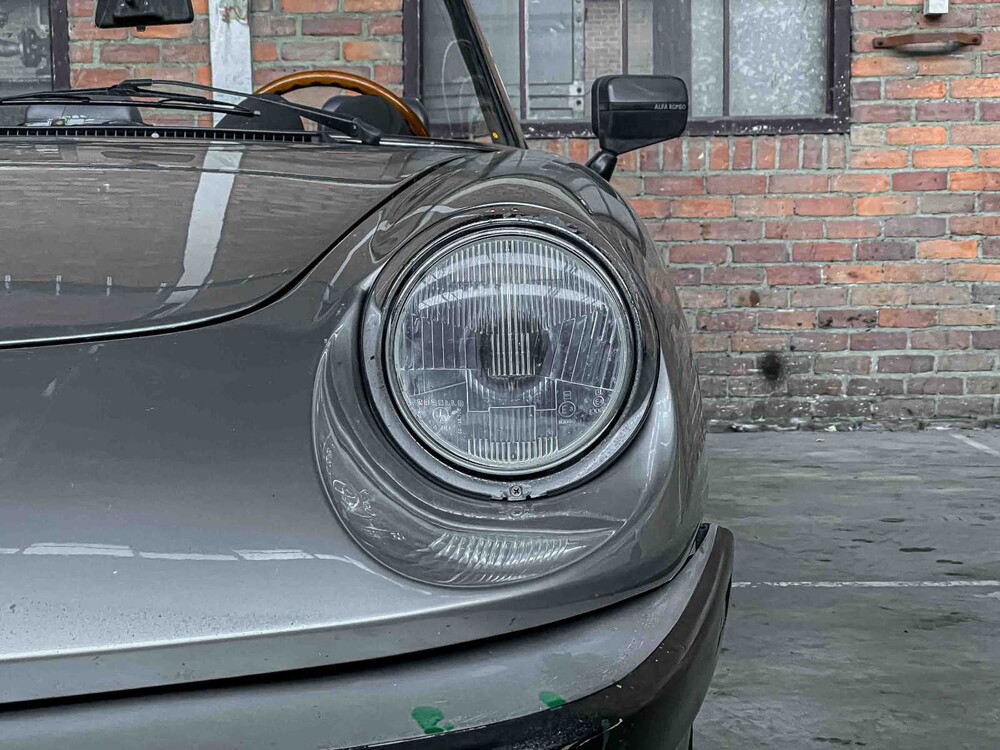 Alfa Romeo Spider 1.6 107hp 1983, GL-HV-75
