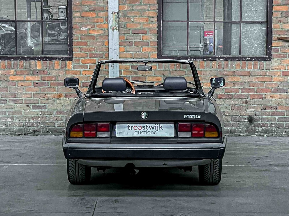 Alfa Romeo Spider 1.6 107hp 1983, GL-HV-75
