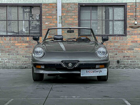 Alfa Romeo Spider 1.6 107pk 1983, GL-HV-75