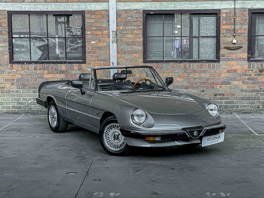 Alfa Romeo Spider 1.6 107pk 1983, GL-HV-75