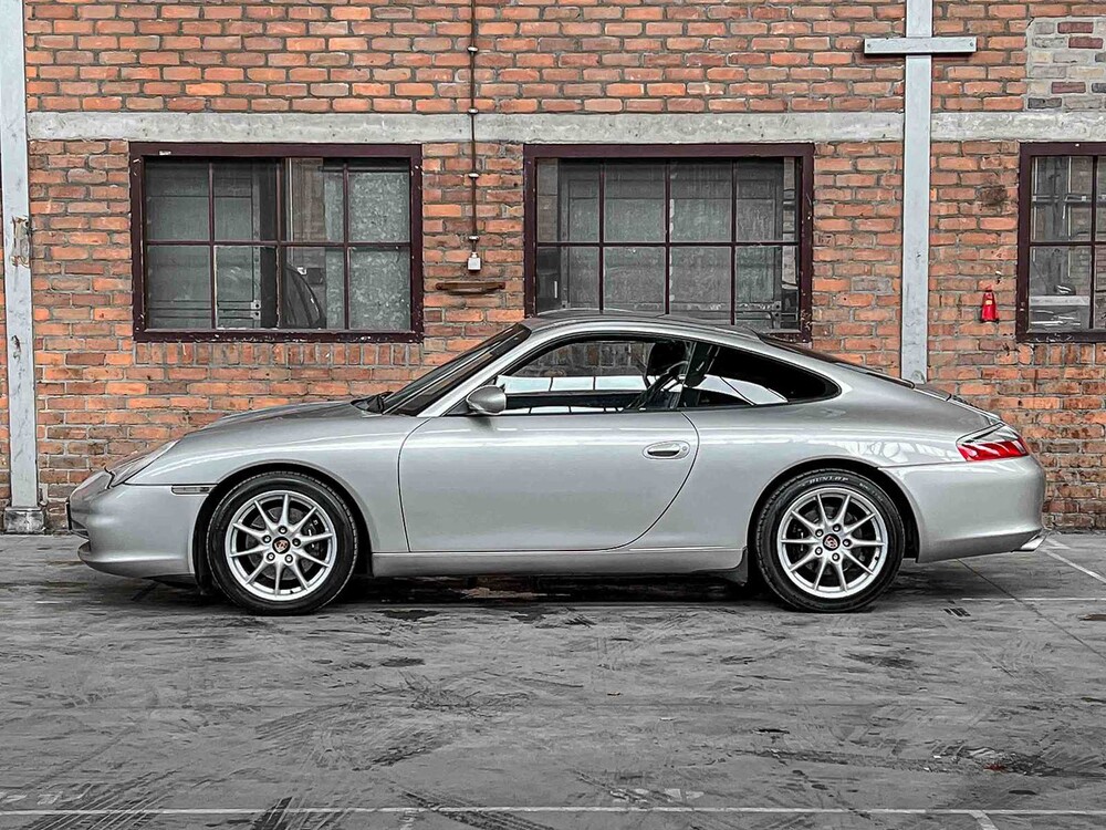 Porsche 911 / 996 Carrera 3.6 320hp 2001 -Youngtimer-
