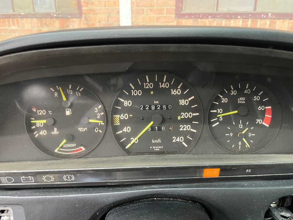 Mercedes-Benz 380 SEC W126 204hp 1986 S-Class, GS-JB-39