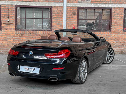 BMW 650i xDrive 4.4L V8 407pk F12 Cabriolet 2014