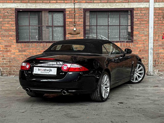 Jaguar XK 4.2 V8 Convertible 298pk 2006, 34-XB-LG