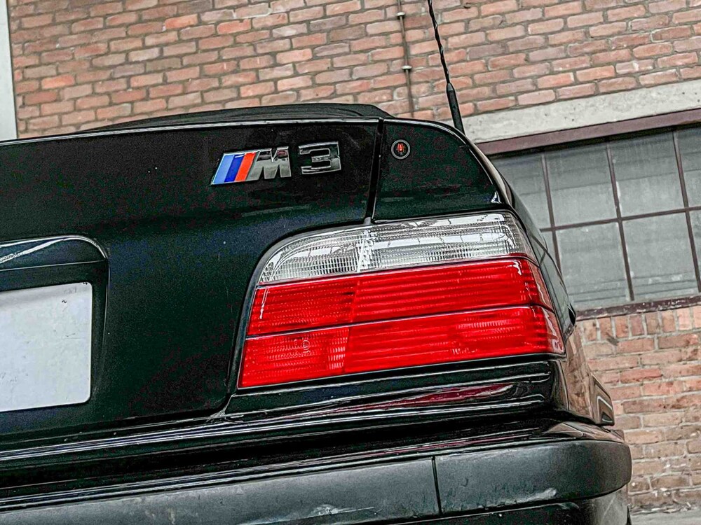 BMW M3 Convertible E36 240hp 1998