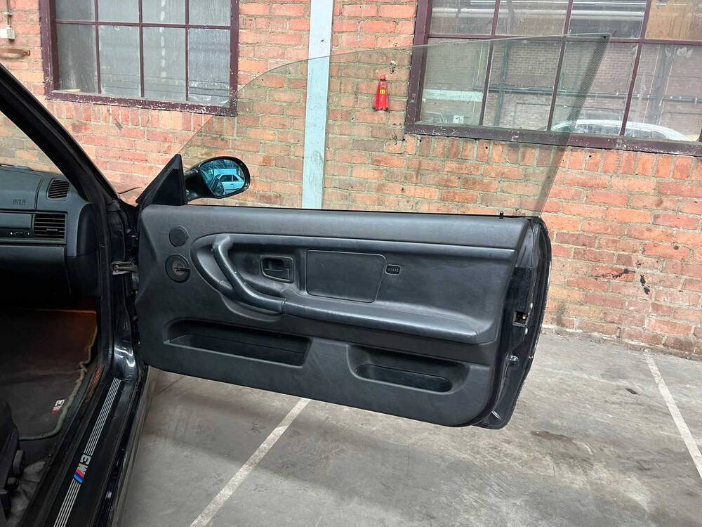 BMW M3 Convertible E36 240hp 1998