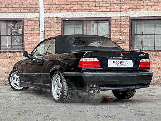 BMW M3 Convertible E36 240pk 1998