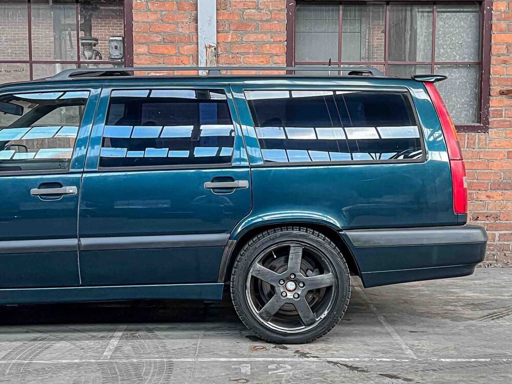 Volvo 850 T-5 2.3i 20V 226hp Turbo Estate 1996 youngtimer