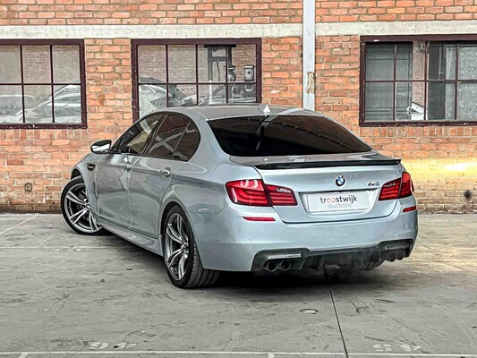 BMW M5 4.0 V8 F10 553pk 2012