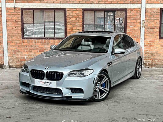 BMW M5 4.0 V8 F10 553pk 2012