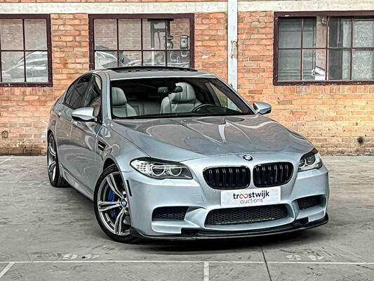 BMW M5 4.0 V8 F10 553pk 2012