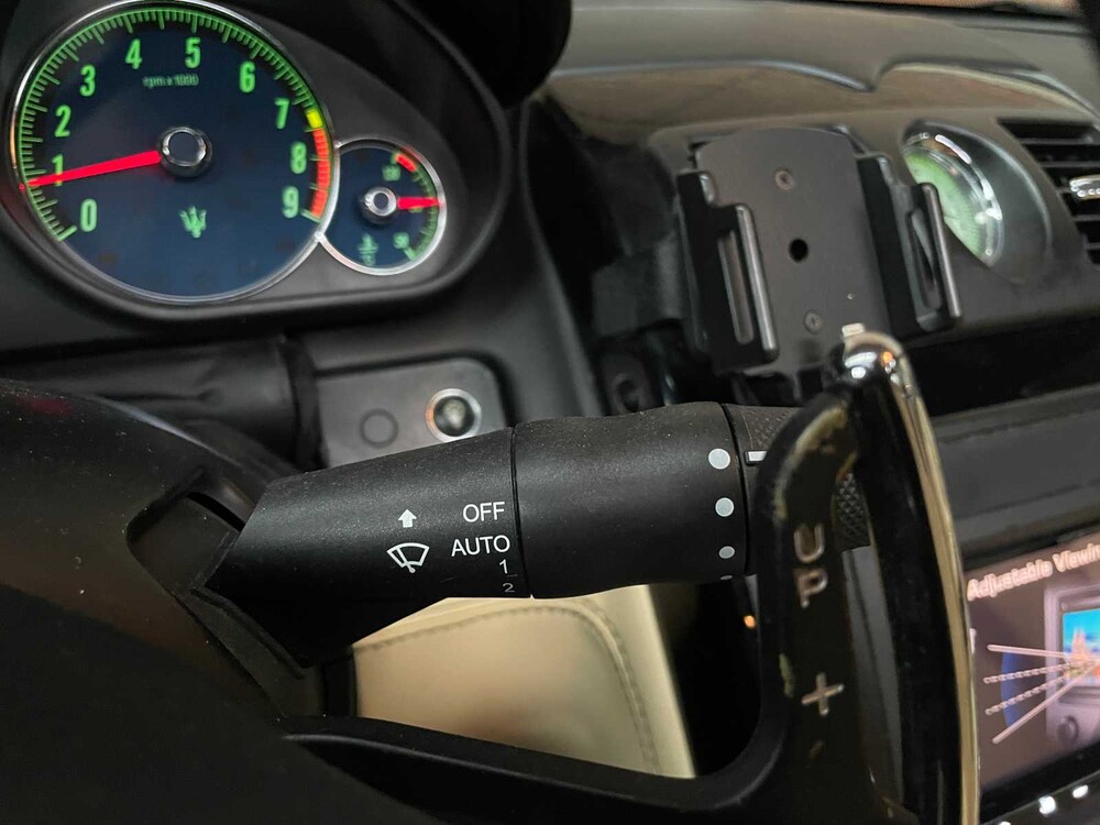 Maserati Quattroporte 4.2 V8 Executive GT 401PS 2009, 6-TZJ-94