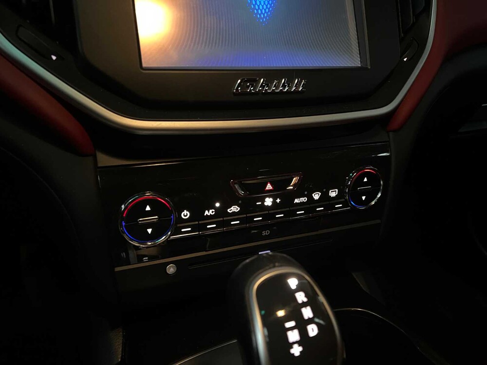 Maserati Ghibli 3.0 V6 338hp 2015