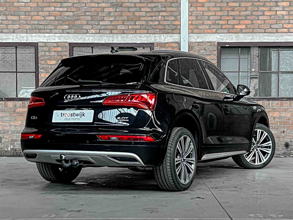 Audi Q5 2.0 TFSI quattro 252PS 2018, X-406-RJ