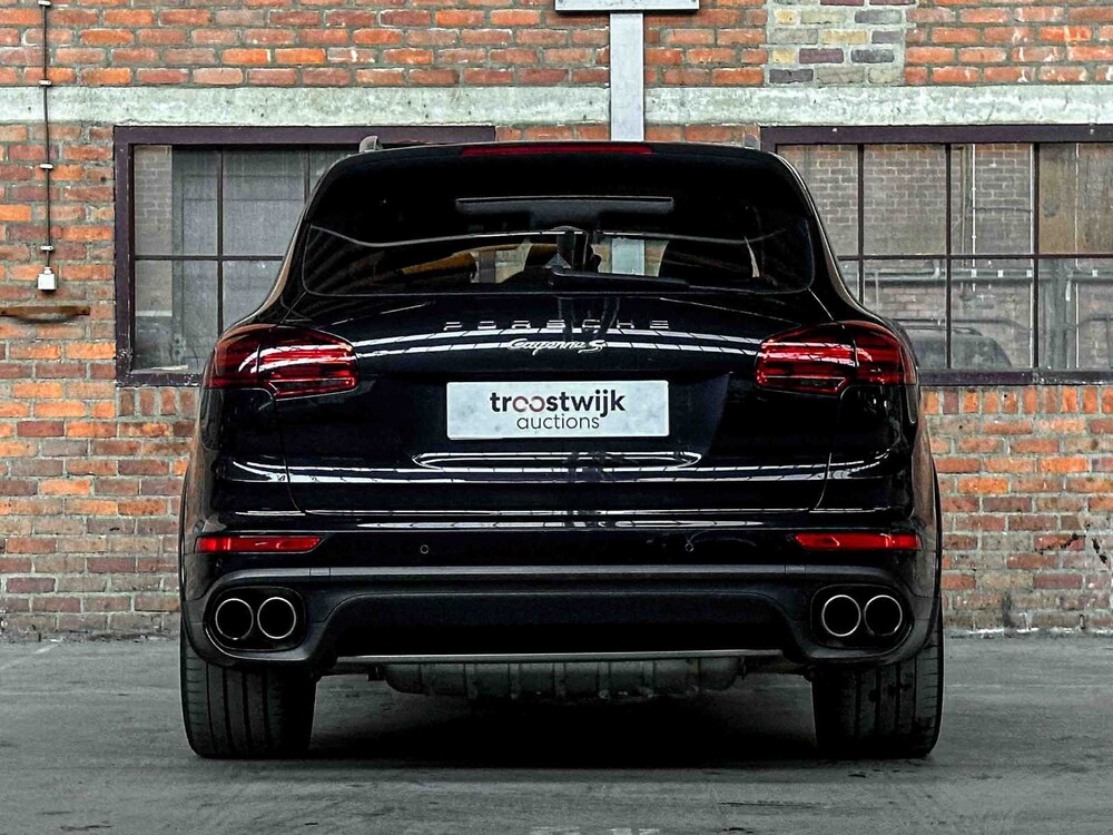 Porsche Cayenne S E-Hybrid 3.0 V6 Sport-Chrono FACELIFT 416PS 2015 (Original-NL + 1. Besitzer), 4-ZHF-93